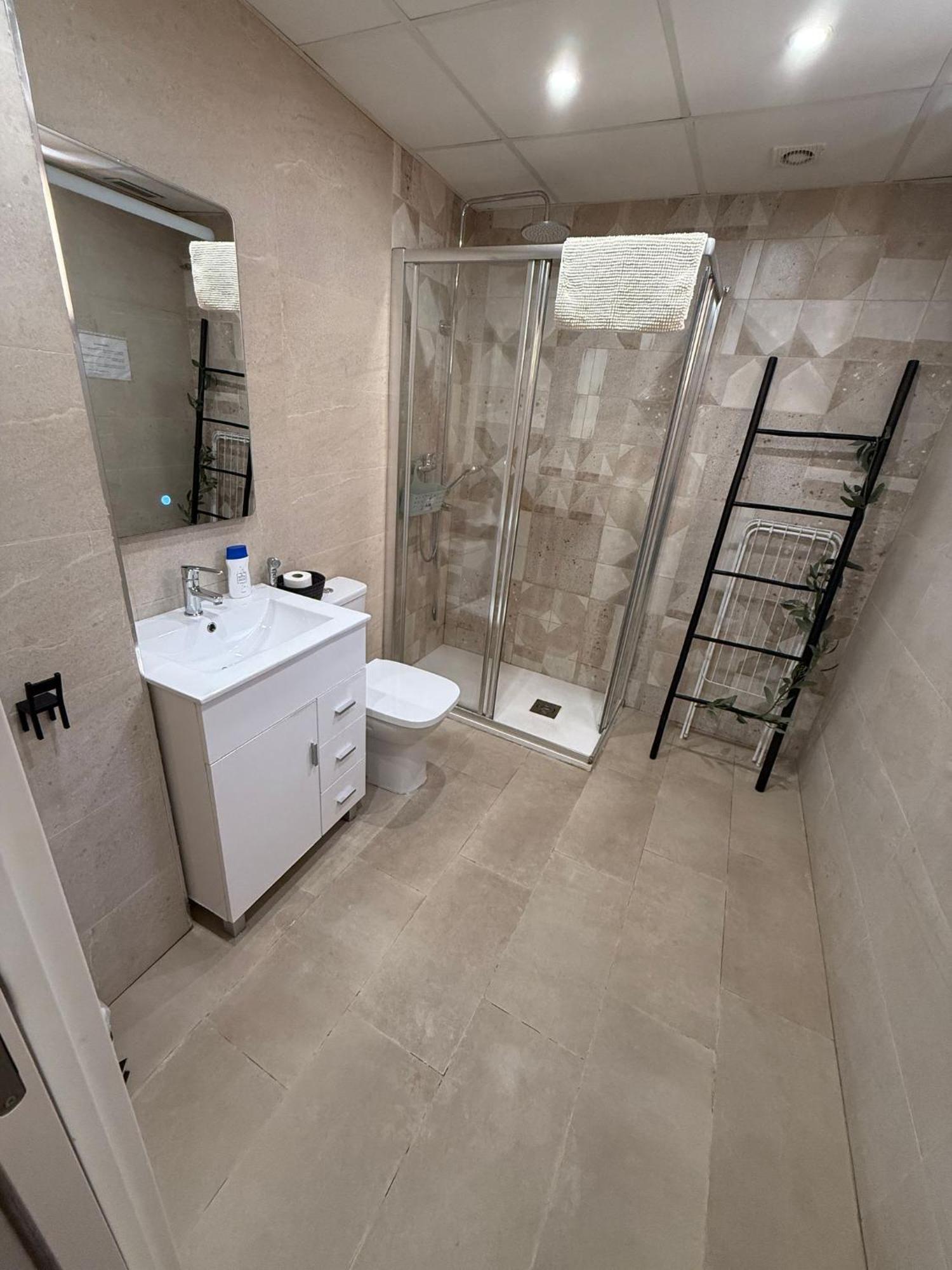 Ap Turist Velazquez Appartement Alicante Buitenkant foto